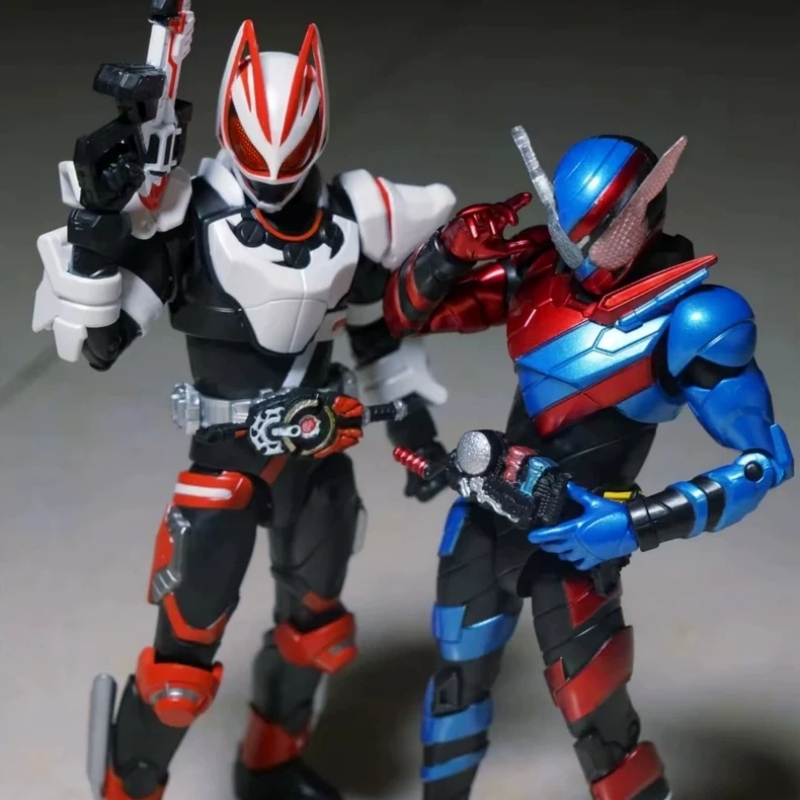 Model Kit Kamen Rider - Hot Bandai SHF Kamen Rider Kabuto